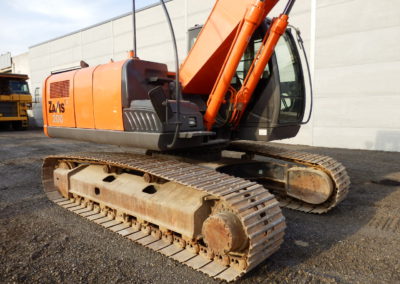 Hitachi_ZX200_2007-19
