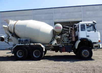 Iveco_330-30_6x6_hormigonera-14