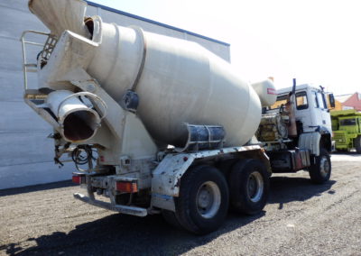 Iveco_330-30_6x6_hormigonera-15