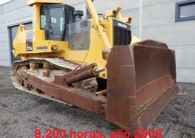 Komatsu_D275A-5_2008 (1)