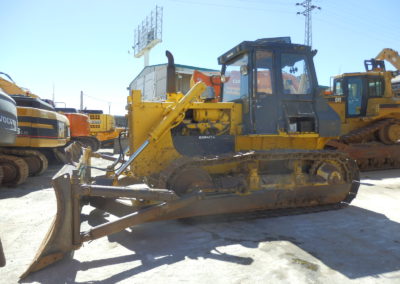 Komatsu_D65_E7-2