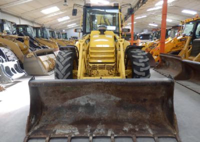 Komatsu_WB97S2_2004 (2)