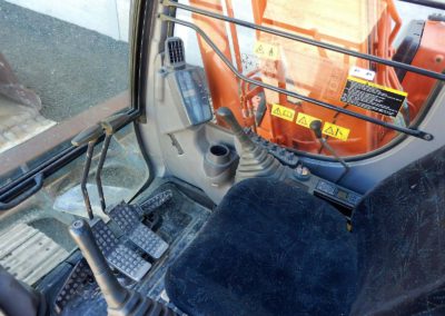 Hitachi_Zaxis120-6