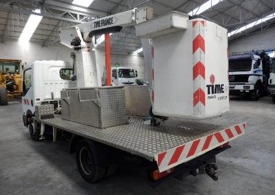 Nissan_Cabstar_35.11_Versalift-3