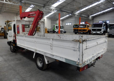 Nissan_Cabstar_Grua-3