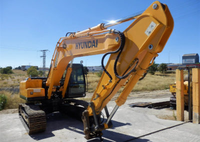 Hyundai_R250_NLC-7-2