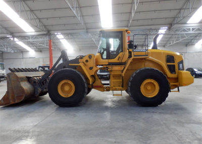 Volvo_L220G_2012-2