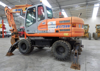 Fiat_Kobelco_EX175W_2003-5