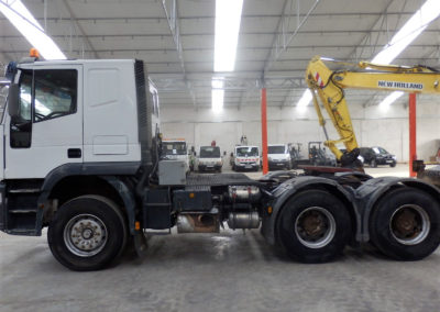 Iveco_Cursor_480_6x4_2003-3