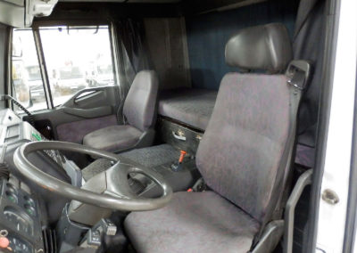 Iveco_Cursor_480_6x4_2003-5