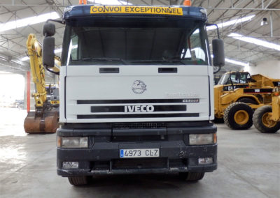 Iveco_Cursor_480_6x4_2003-6
