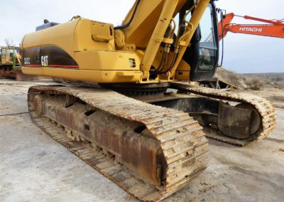 Cat_330C-2007-5