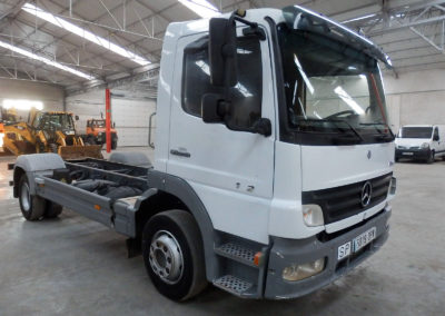 Mercedes_Atego_1823_2005-1